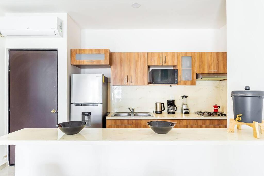 Lovely Cozy Apt W/Pool 2 Bedrooms. Great Location! Puerto Morelos Dış mekan fotoğraf